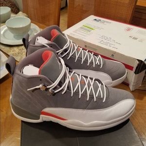 Air Jordan 12 Retro Cool Grey